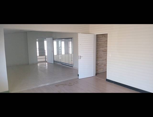 1,034M² BUILDING TO LET IN NORTH RIDING